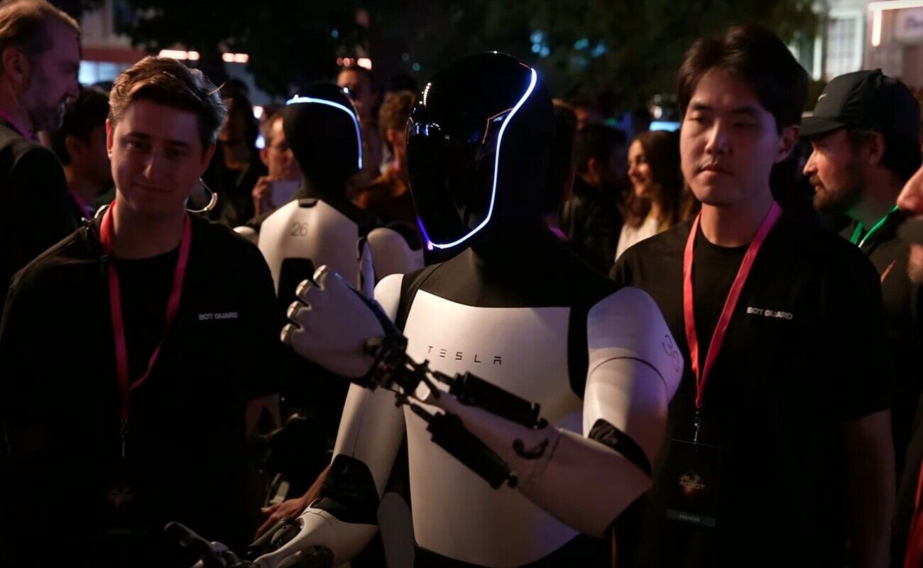 Elon Musk Unveils Tesla Cybercab - A Fully Autonomous Robotaxi - All about Tesla's 'We, Robot' Event